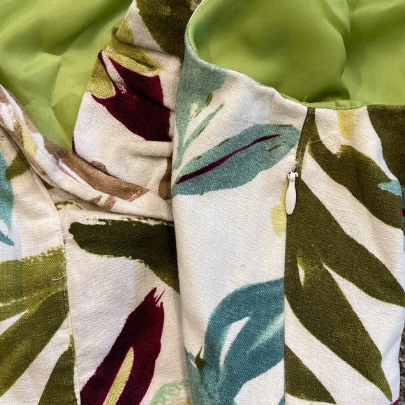 Floral Madison Leigh size 6 dress - Picture 10 of 10